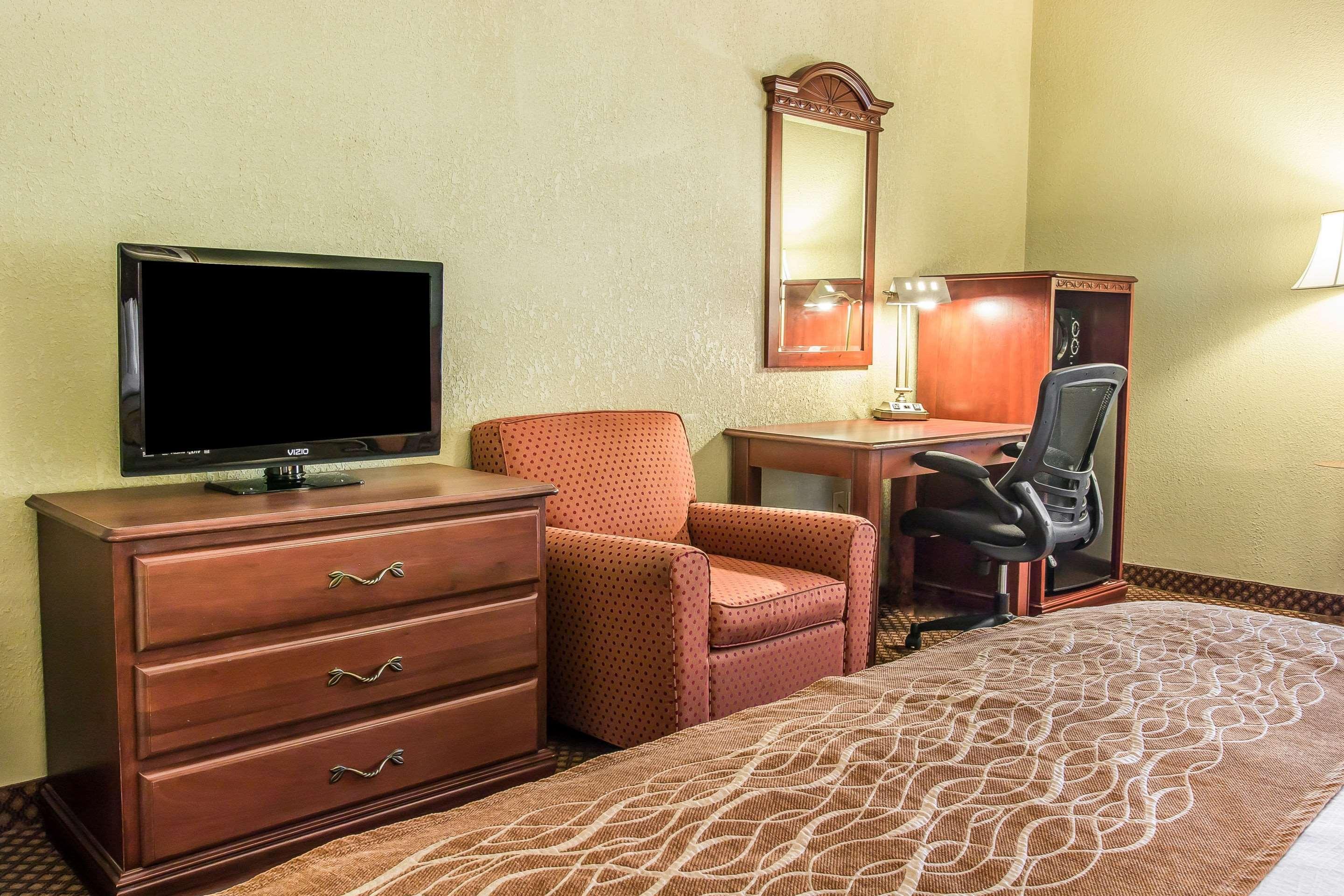 Quality Inn & Suites Ann Arbor Hwy 23 Екстер'єр фото