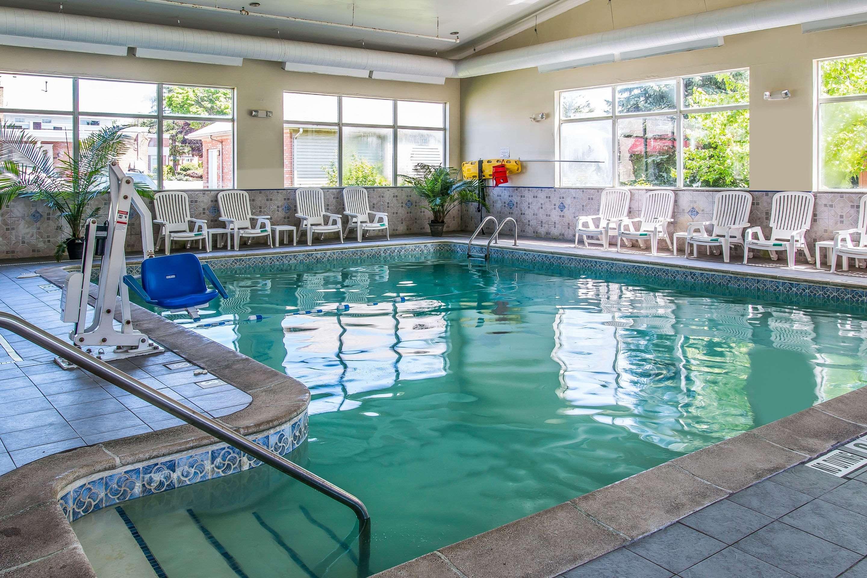 Quality Inn & Suites Ann Arbor Hwy 23 Екстер'єр фото