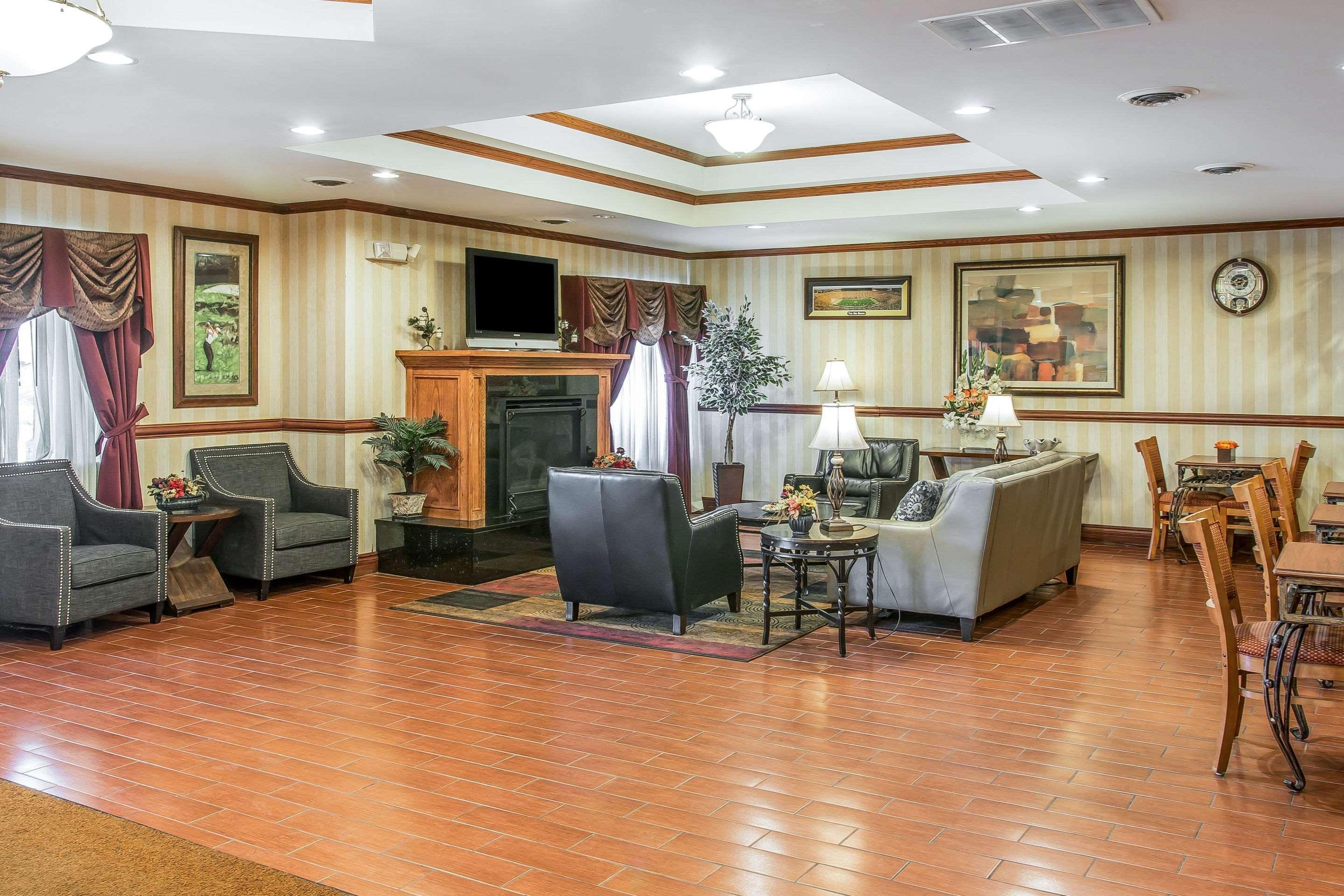 Quality Inn & Suites Ann Arbor Hwy 23 Екстер'єр фото