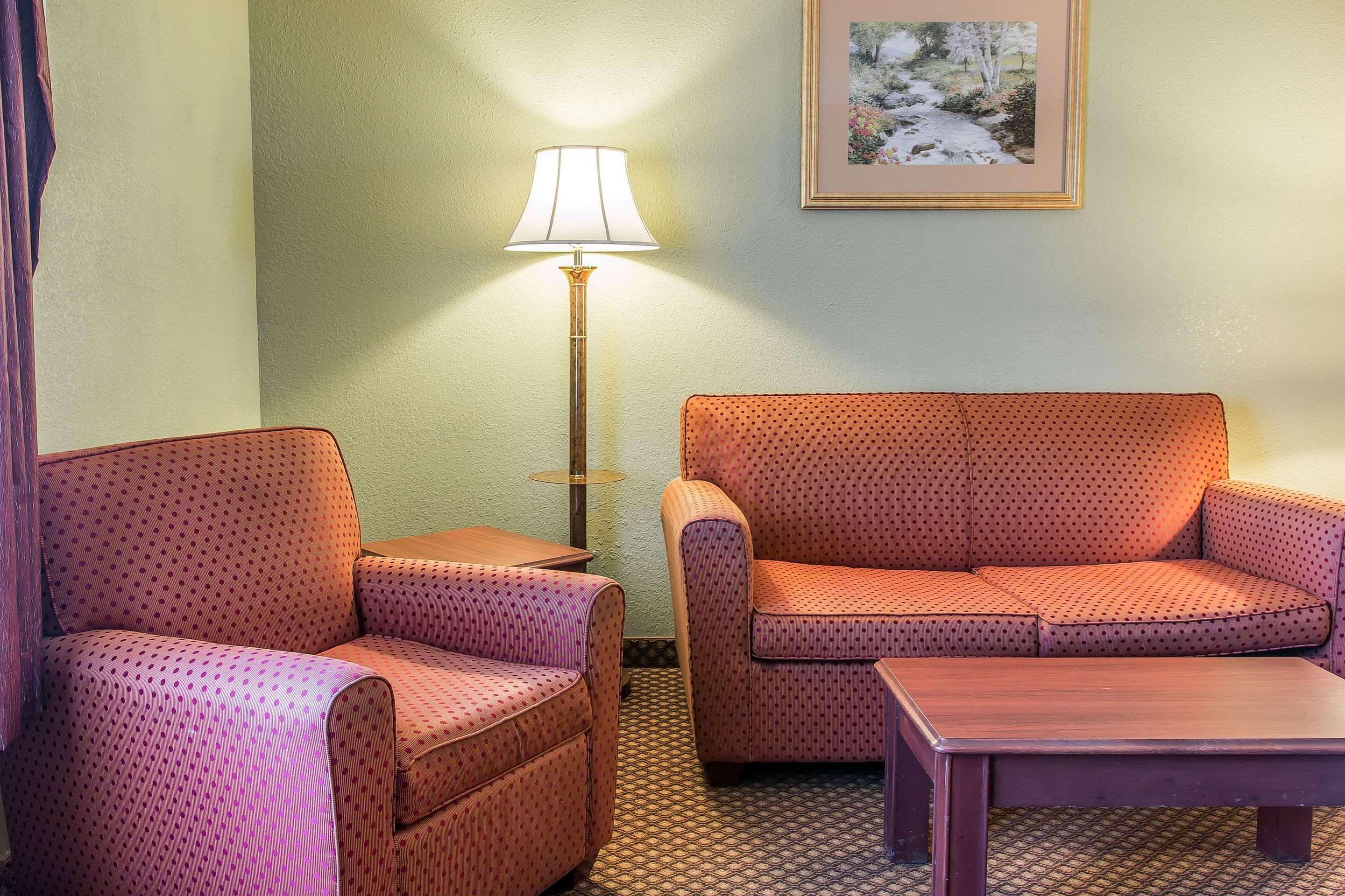 Quality Inn & Suites Ann Arbor Hwy 23 Екстер'єр фото