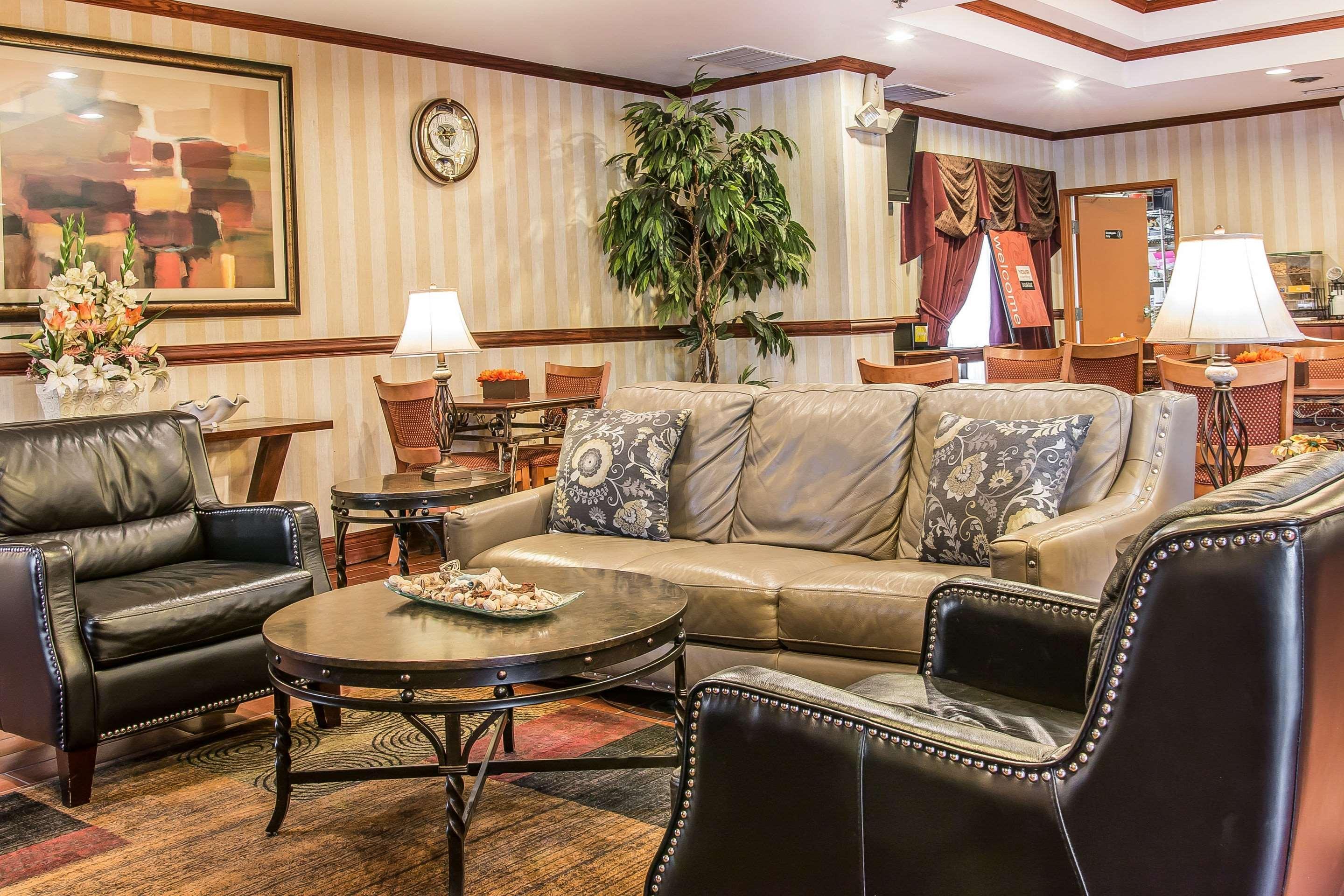 Quality Inn & Suites Ann Arbor Hwy 23 Екстер'єр фото