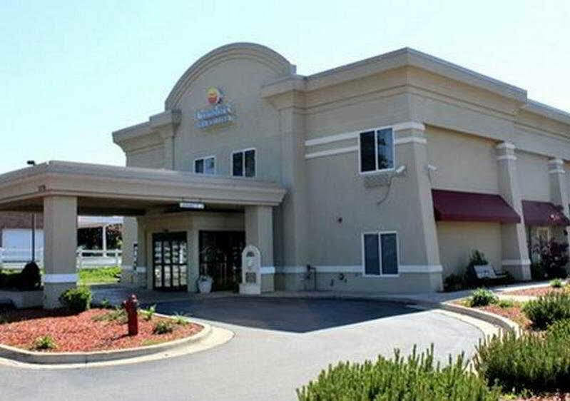Quality Inn & Suites Ann Arbor Hwy 23 Екстер'єр фото