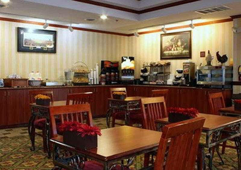 Quality Inn & Suites Ann Arbor Hwy 23 Екстер'єр фото